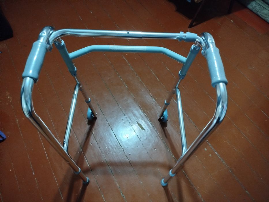 Ходунки медицинский