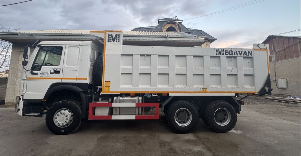 HOWO moshina sotilade