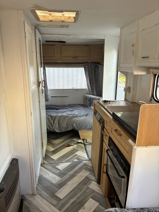 Elddis каравана