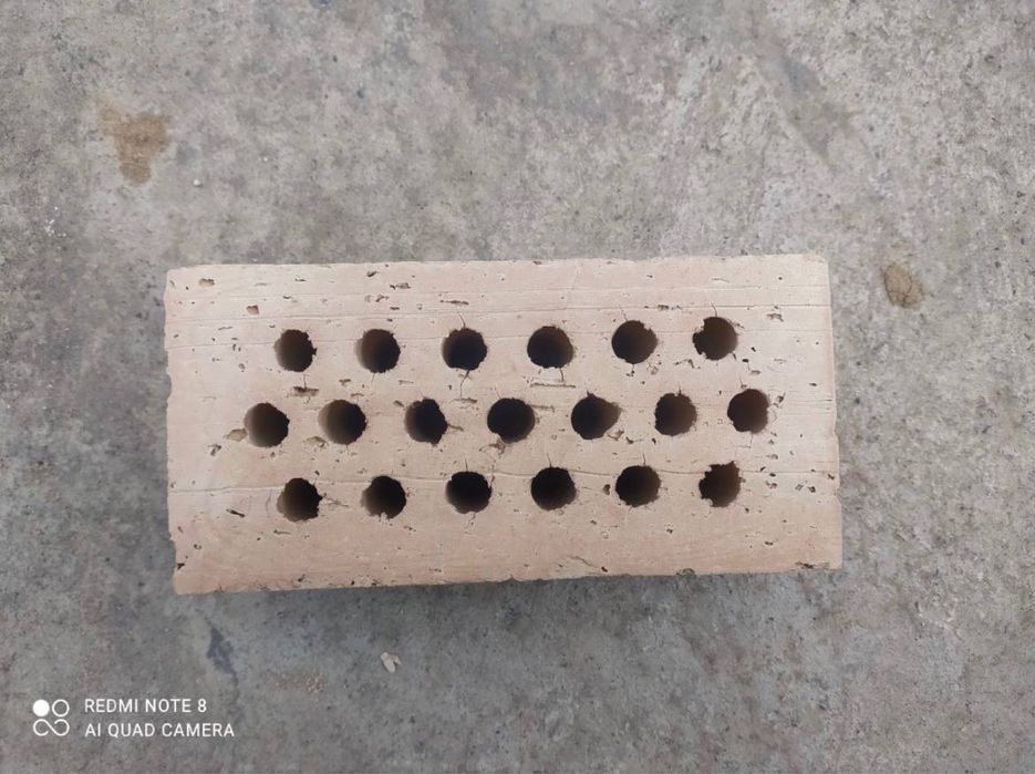 Продам кирпич 150 марка