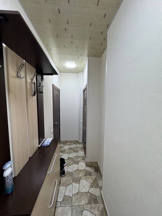 Сдаеться своя 4 комнатная квартира госпитальный рынок