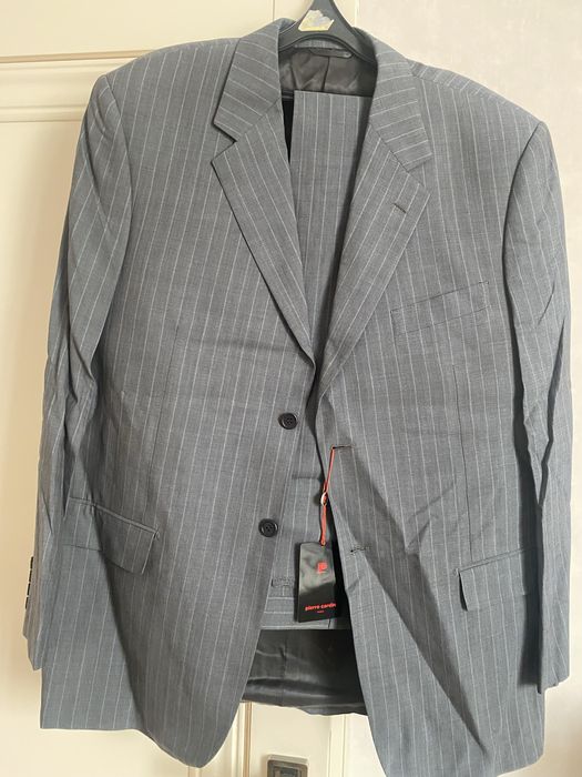 Мужчкой костюм новый