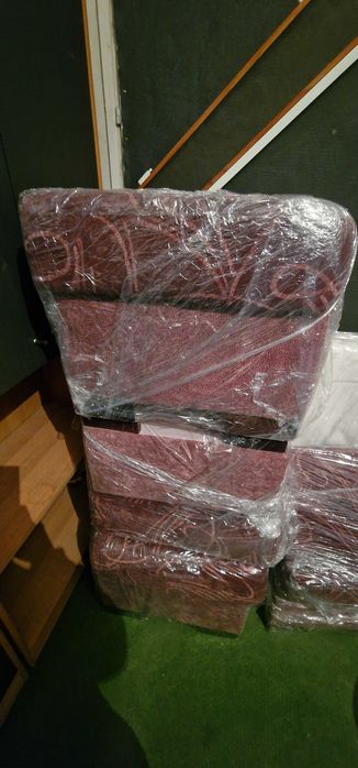 Диван с 4 табуретки