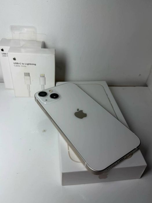 Айфон 13 белый за