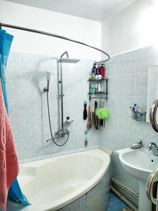 Своя 3х комнатная кв 3/1/9 на карасу 6, можно подофис или обмен.