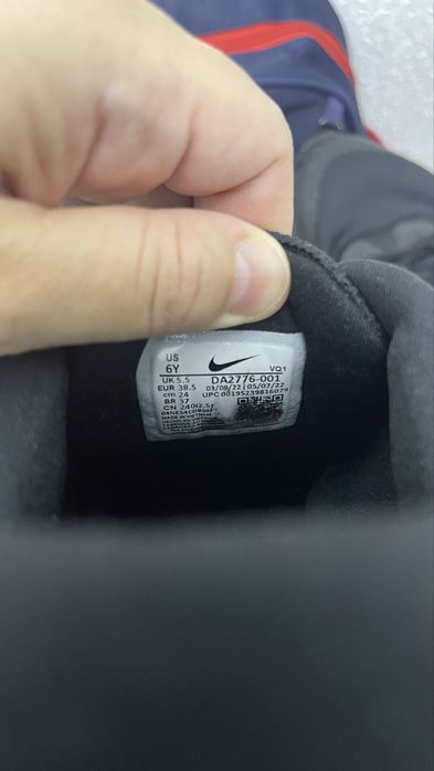 Кроссовки найк 37