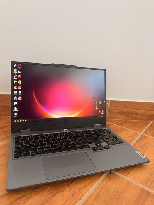 Laptop Lenovo Ryzen 7435hs 16GB RAM DDR5 RTX 4050 6GB