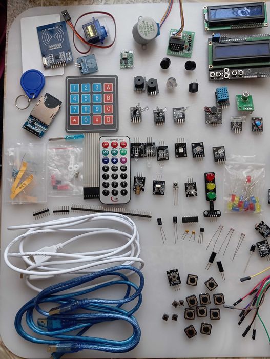 Arduino UNO комплект 80+ компонента