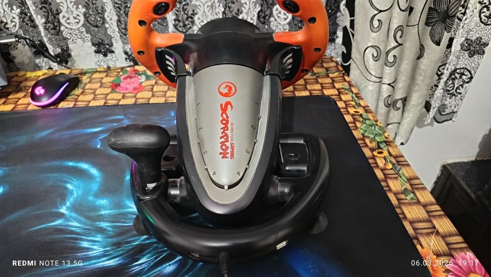 Vand volan gaming scorpion GT-902