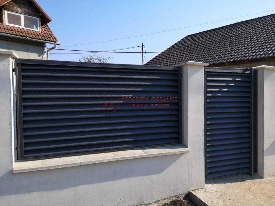 Garduri si porti stil jaluzea, sipca metalica, tabla cutata