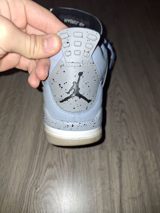 Jordan 4 unc blue