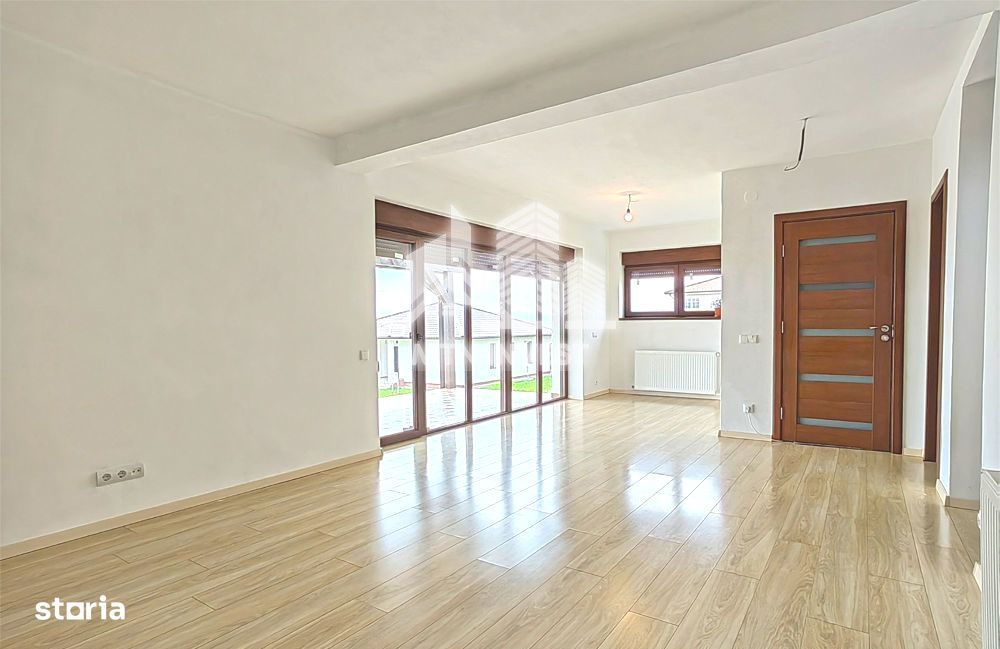 Casa Individuala 5 Camere de Vanzare in Bavaria – Vedere Muntii Faga