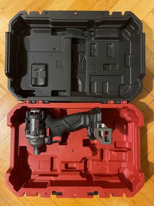 PARKSIDE® 12 V акумулаторна тресчотка 54Nm. Отлична за зглобяване и разглобяване на всякакви винтове,болтове и гайки на автомобил и други машини. Внос
