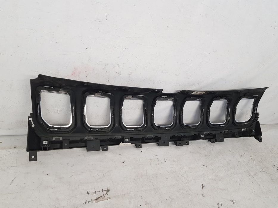 Grila radiator Jeep Compass dupa 2021