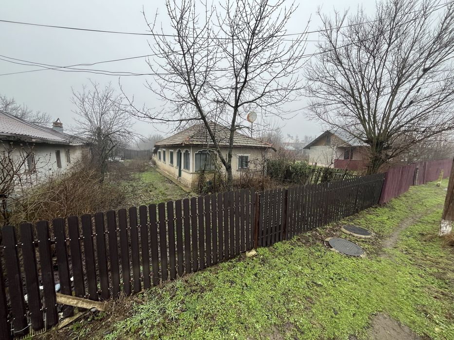 Casa de vanzare in comuna botoroaga