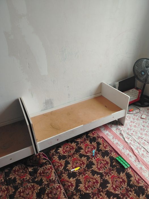 Kravat detskiy Kravat bolalarga butun xolati yaxwi matras korpacalari