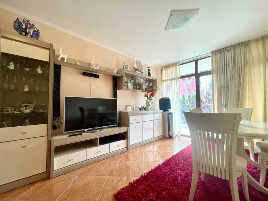 Продава се Тристаен апартамент в Свети Влас - 115 кв.м за 957 €/кв.м - Снимка #1