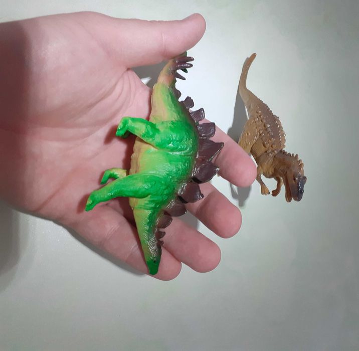 Играчки динозаври - Джобен размер издръжлив каучук!