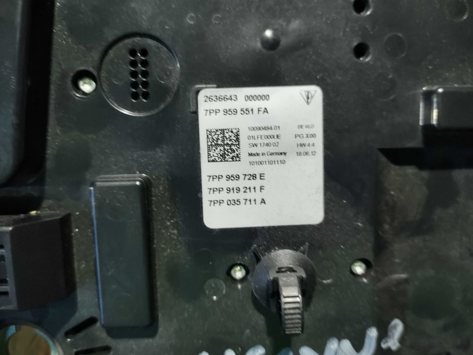 Плафон Преден Porsche Cayenne 3.0D 92A/EG22/2012