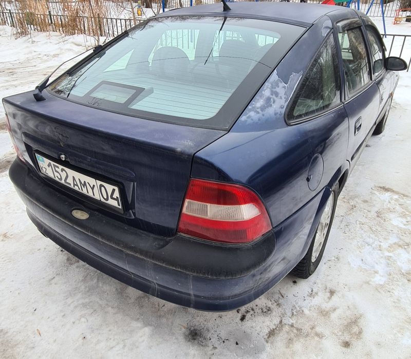 опель вектра б. 1,8 Автомат