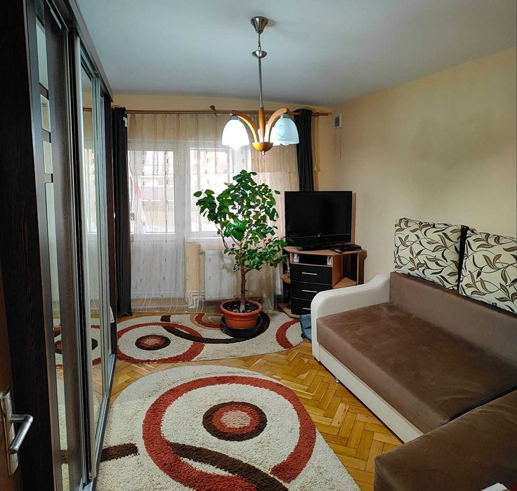 Apartament 4 camere