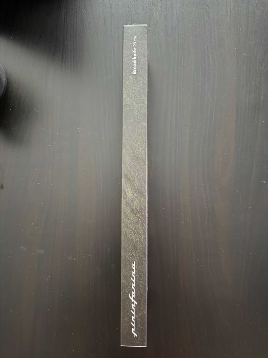 Cutit de paine Pininfarina - colecția Purity