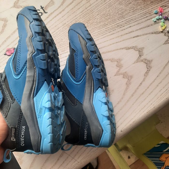 Adidasi, pantofi impermeabili drumetie marime 33