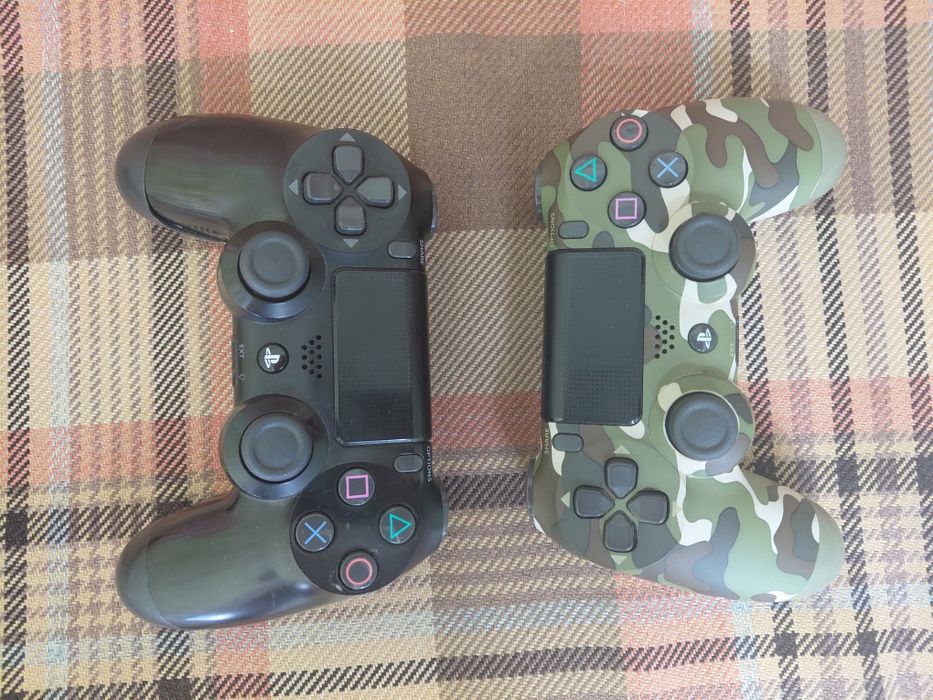 Продам PlayStation 4
