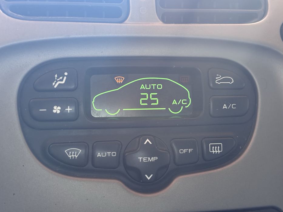 Citroen picasso 1.6hdi на части