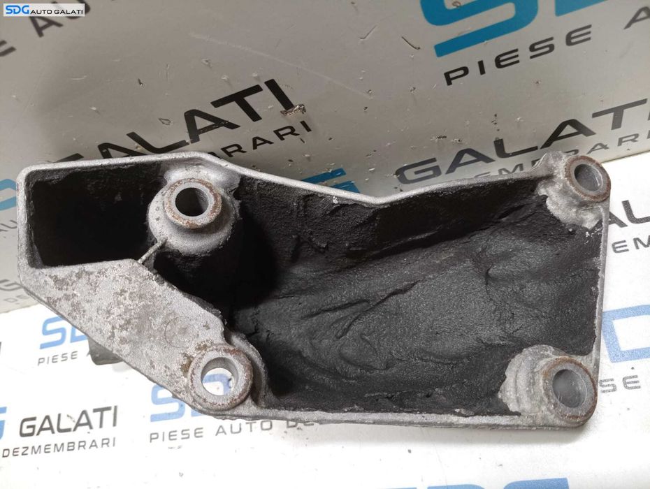 Suport Tampon Motor Stanga Volkswagen Passat B5.5 2.0 TDI BGW BHW 2001 - 2005 Cod 8D0199307P [M5332]