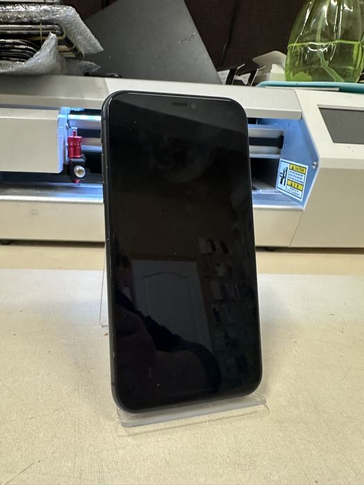 Iphone 11 / 128 gb / 100% baterie / folie sticla cadou