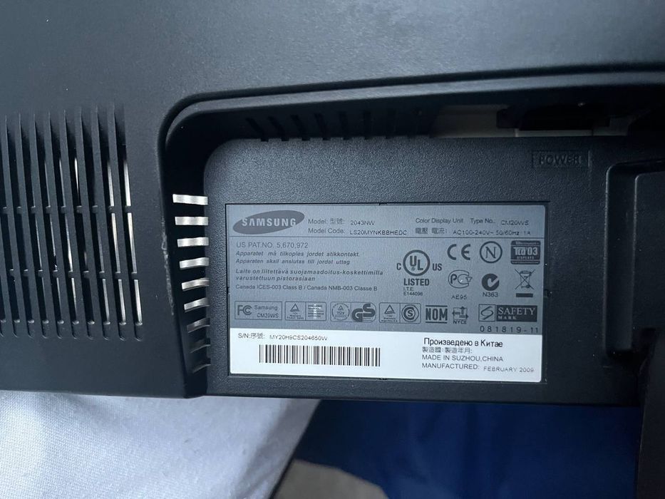 Монитор Самсунг 20 дюймов  2042NW