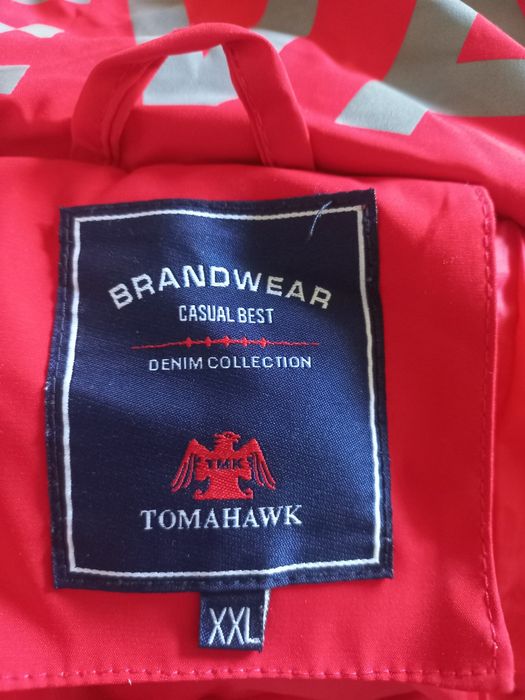 Добре запазен елек но няма цип