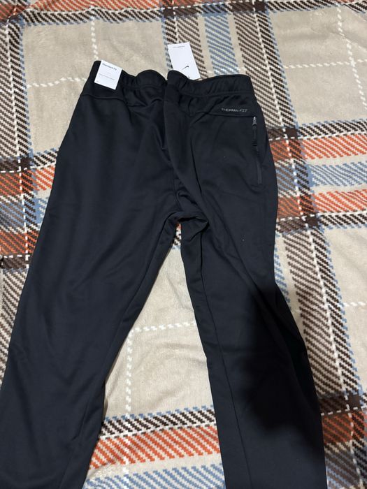 Спортивные штаны Nike