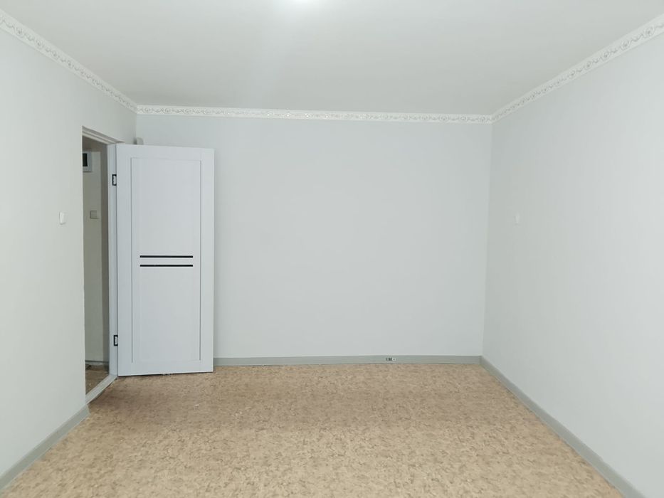 Сатылады  1 бөлме  квартира