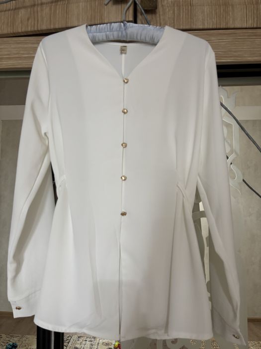 Блузки новые хорошего качества