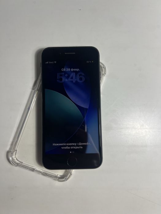 Продам или обмен айфон se