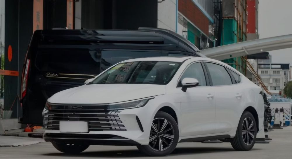 BYD Chazor 120KM Flagship DM-i 2025