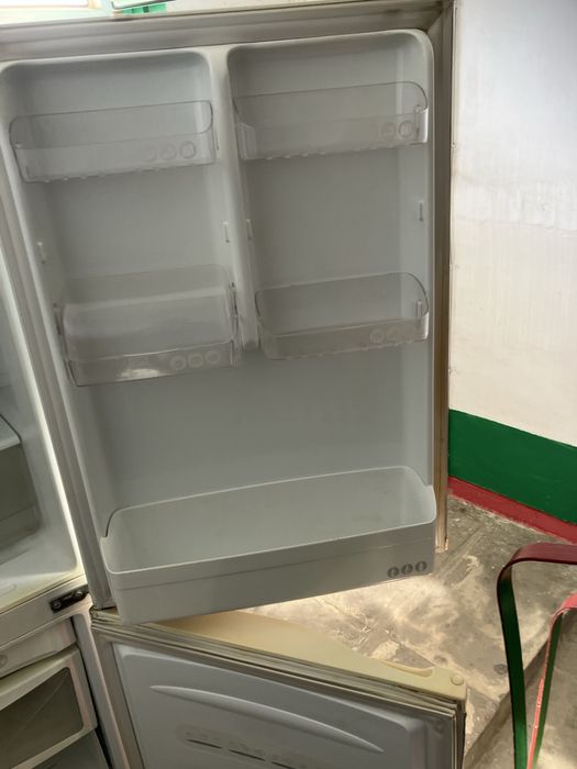 Холодильник LG  Б/У в Рабочем состоянии