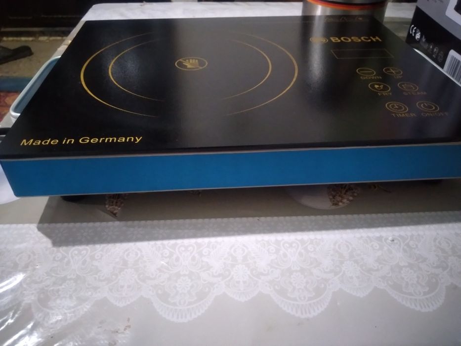 Продаётся плита сенсорная электрическая,ток печка