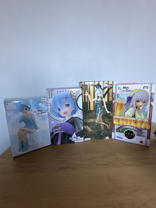 Re Zero Anime figure bundle