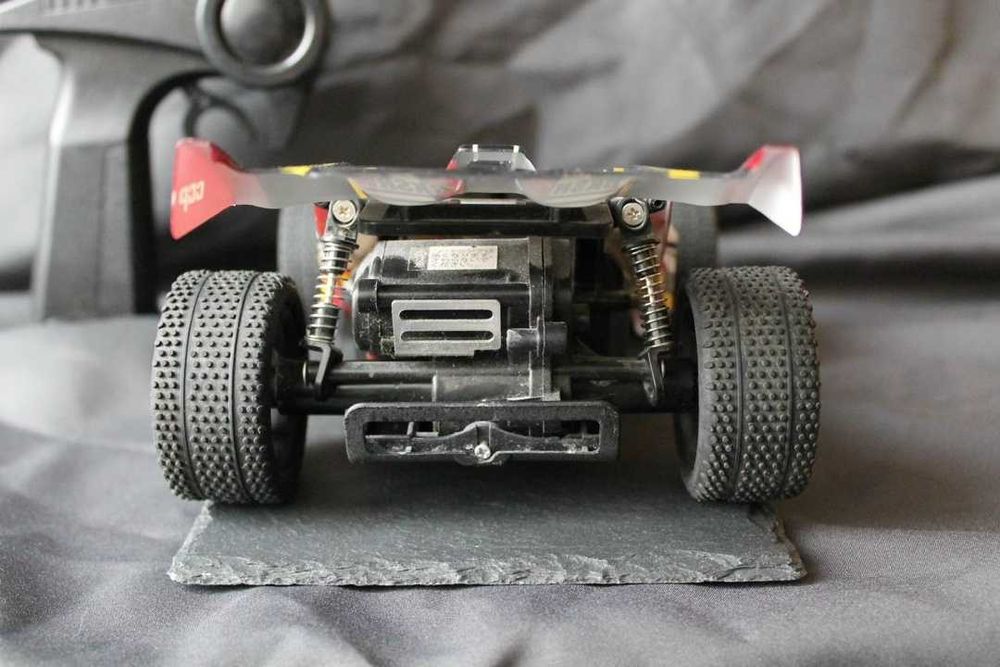 Машина на радиоуправлений