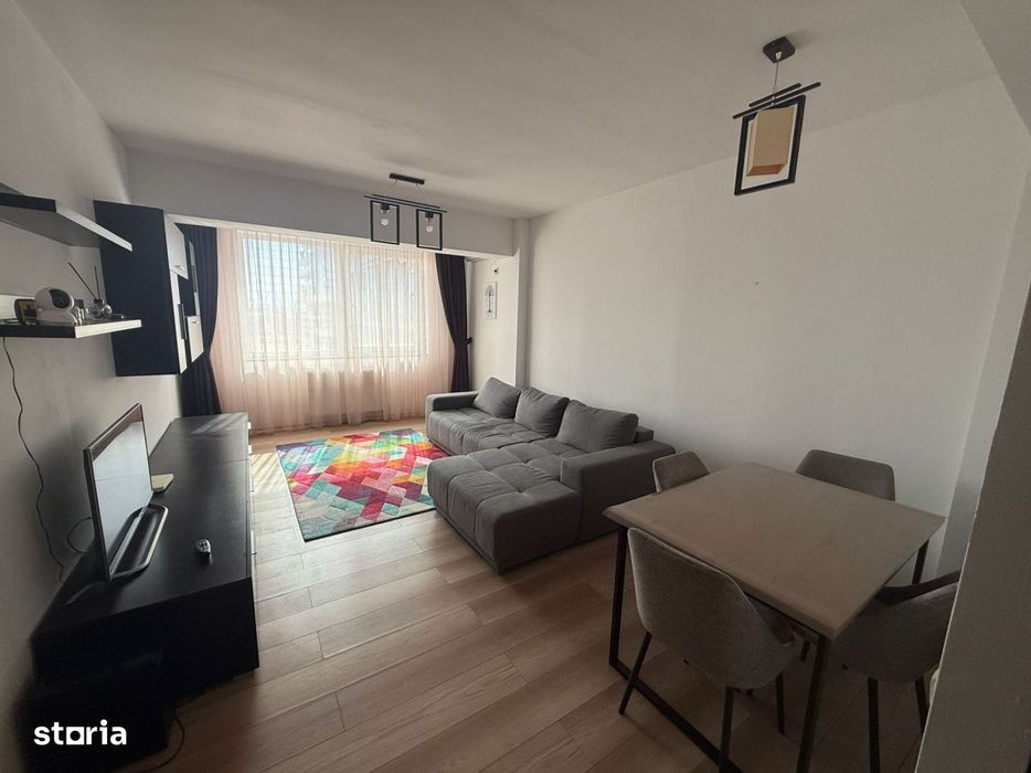 Tomis Plus, 2 camere, mobilat, LOC PARCARE PROPRIU