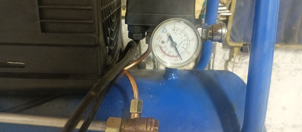 Компрессор поршневой воздушный