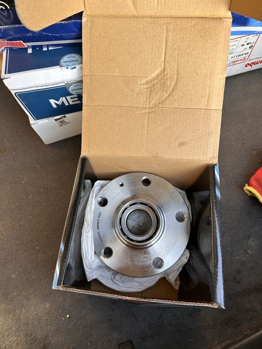 Лагер главина за ваг групата