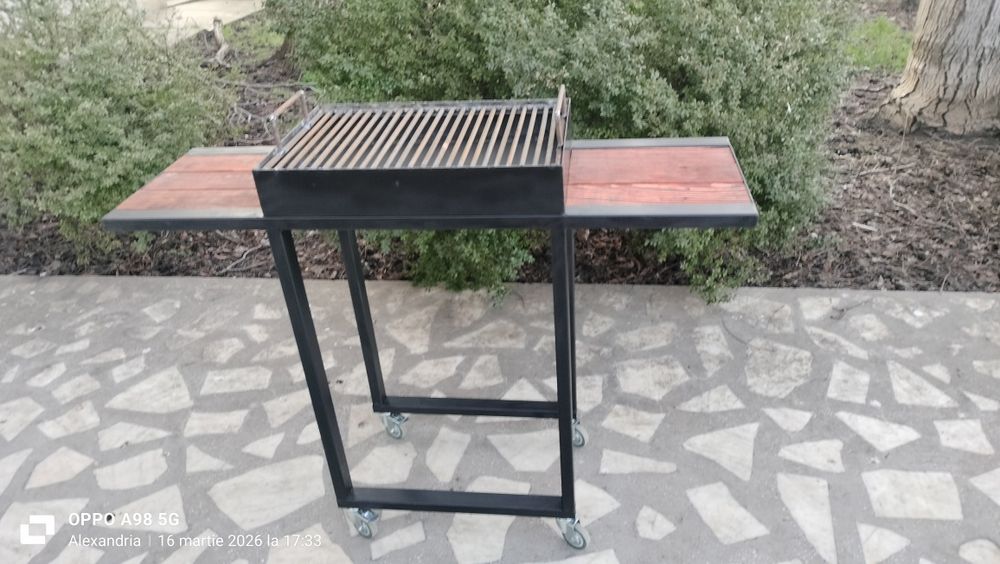 Vând gratare. Pot face si la comanda