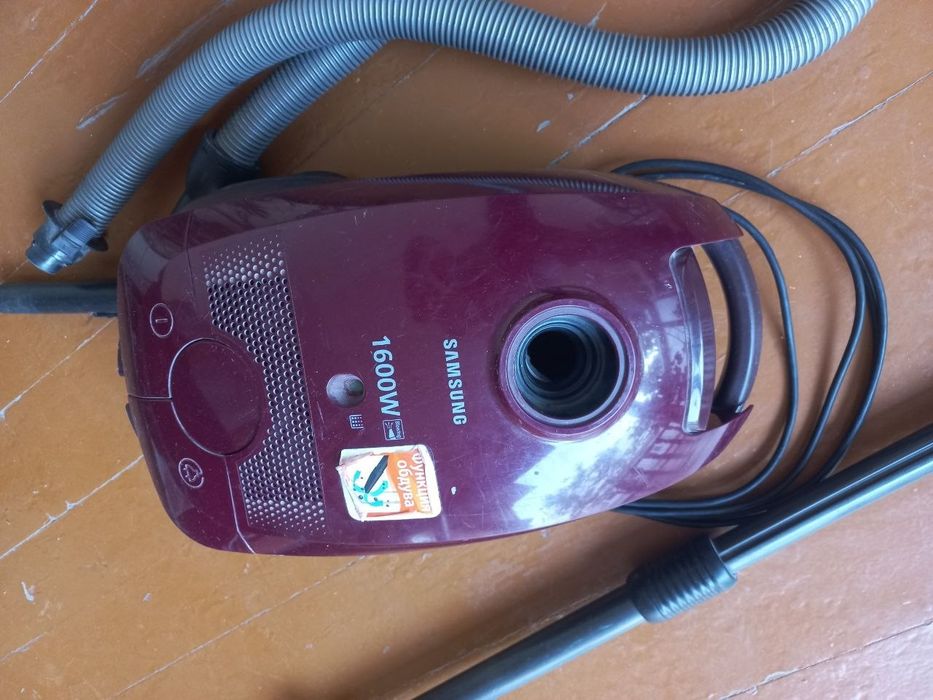 Samsung пылесос 1600W