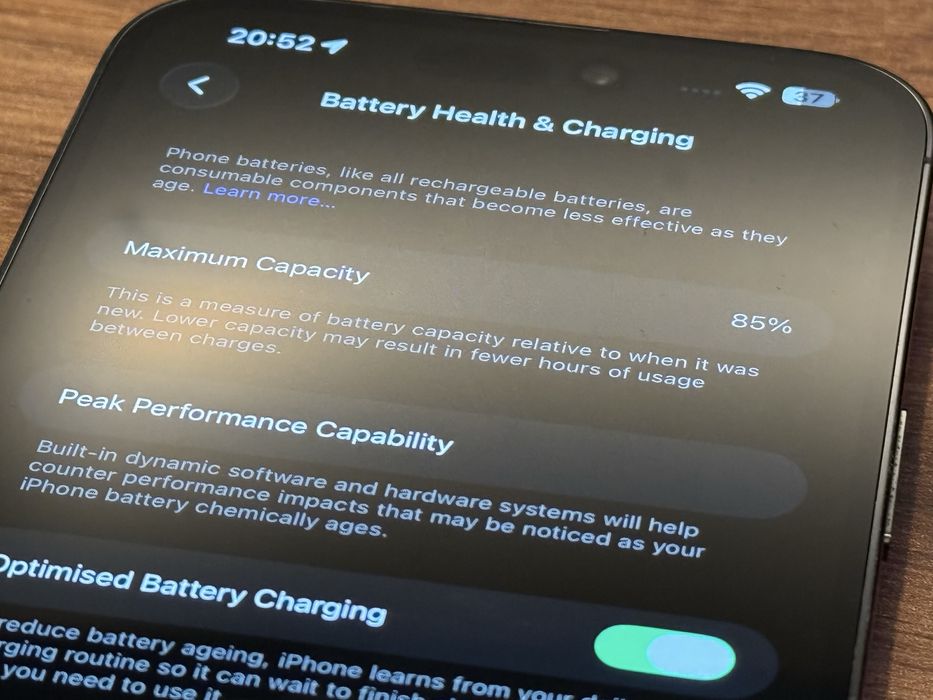 Лилав iPhone 14 Pro Max 128GB отличен с 85% батерия