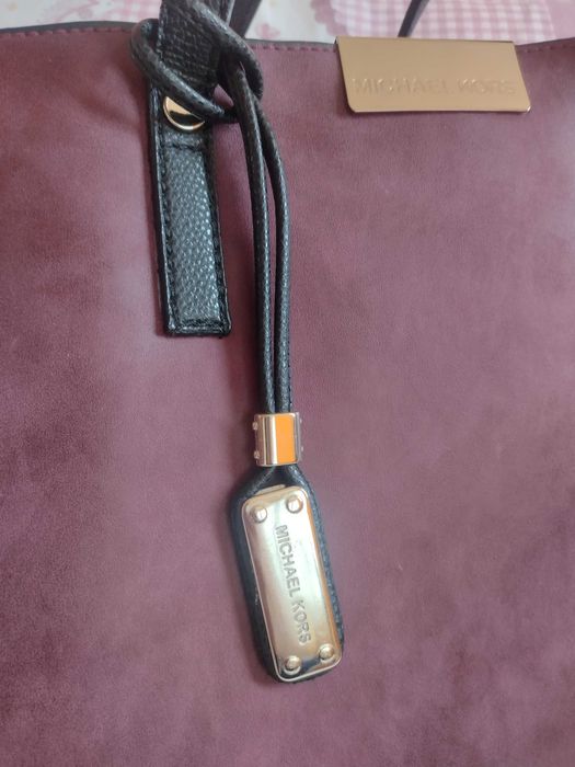 Дамска чанта вишнева