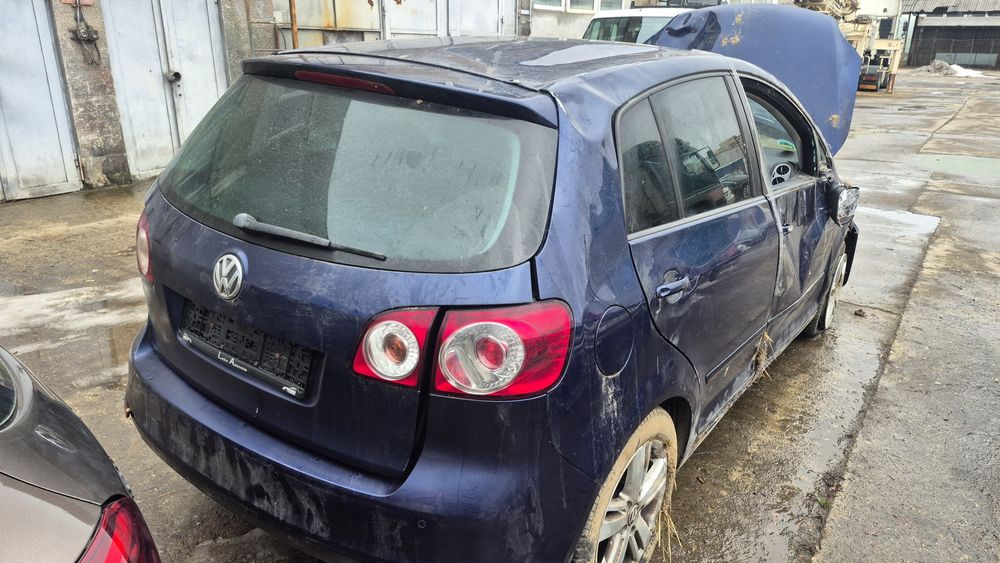 Piese caroserie,interior vw golf 6 plus